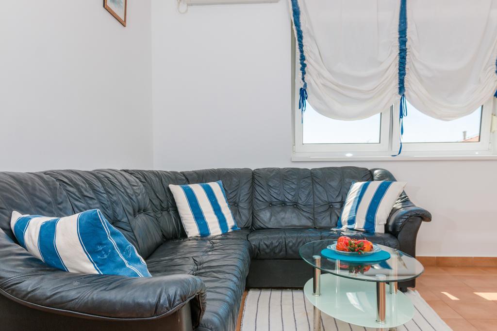 Apartments Seka Нови Винодолски Екстериор снимка