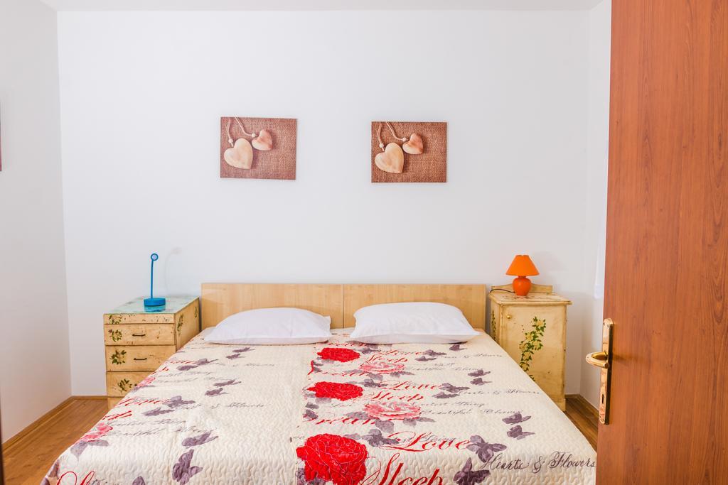 Apartments Seka Нови Винодолски Екстериор снимка